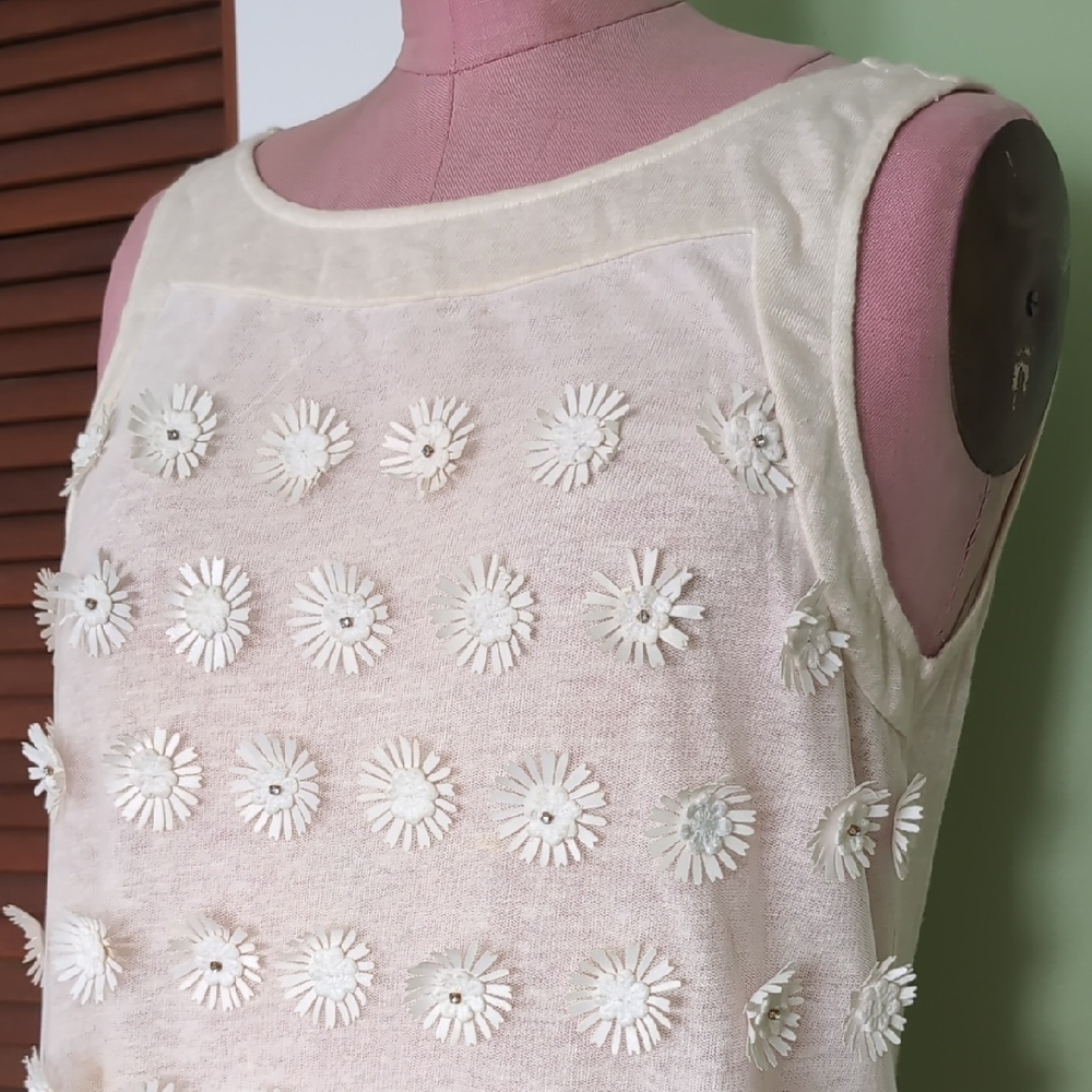 Ann Taylor Cream Sleeveless Top